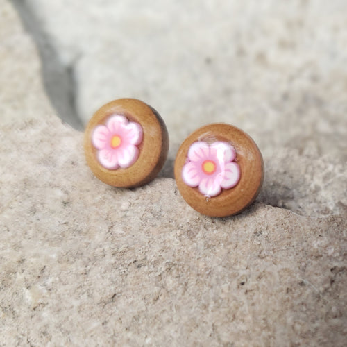 Sakura Flower Earrings - Sector 7 Item Shop